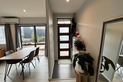 Photo of property in 10a Marewa Street, Te Atatu South, Auckland, 0610