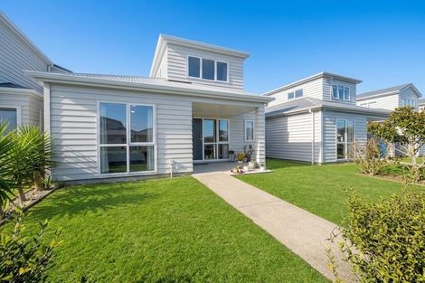 Photo of property in 71 Divide Loop, Takanini, 2112