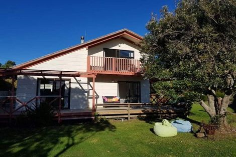 Photo of property in 6 Kainui Road, Raumati South, Paraparaumu, 5032