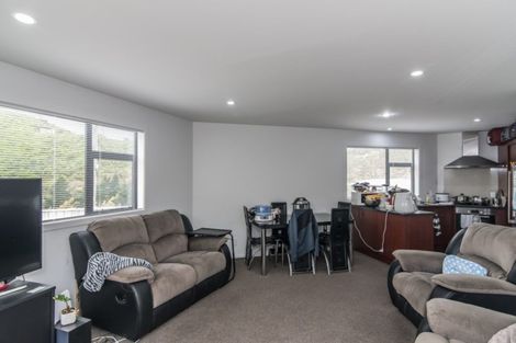 Photo of property in 43d Dominion Park Street, Johnsonville, Wellington, 6037
