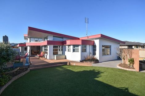 Photo of property in 22 Kura Place, Mosgiel, 9024