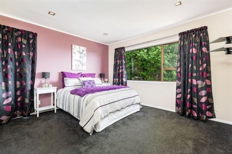 Photo of property in 13 Chrome Place, Henderson, Auckland, 0612