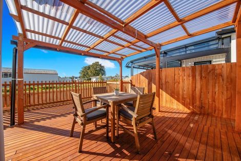 Photo of property in 13a Tuuhura Road, Pukekohe, 2120