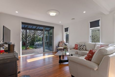 Photo of property in 11 Kempton Street, Greytown, 5712