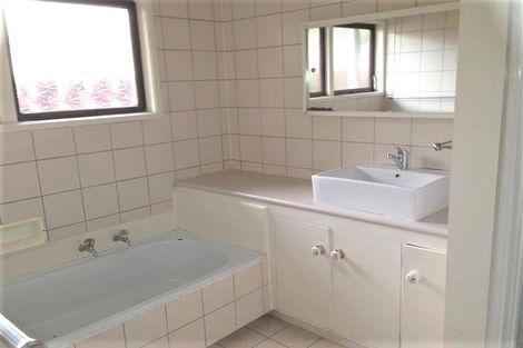 Photo of property in 20 Magnolia Avenue, Opaheke, Papakura, 2113