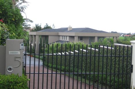 Photo of property in 5 Manor Park, Sunnyhills, Auckland, 2010