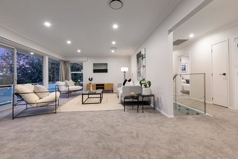 Photo of property in 4 Kerrymaria Place, Hillcrest, Auckland, 0627