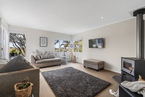 Photo of property in 1/21 Onepoto Road, Hauraki, Auckland, 0622