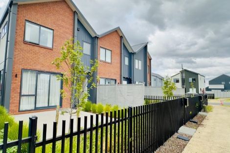 Photo of property in 6 Aquamarine Road, Rosehill, Papakura, 2113