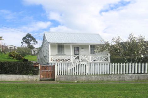 Photo of property in 85 King Street, Hikurangi, 0114