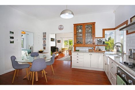 Photo of property in 44 Victoria Avenue, Waiuku, 2123