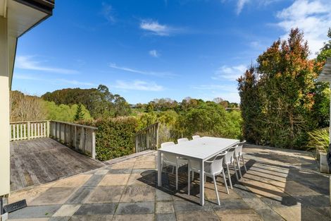 Photo of property in 34 Ruapehu Drive, Fitzherbert, Palmerston North, 4410