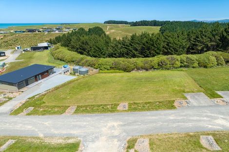 Photo of property in 7 Knoyle Road, Riversdale Beach, Masterton, 5872
