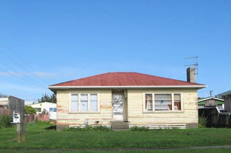 Photo of property in 117 Browne Street, Waitara, 4320
