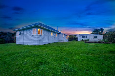 Photo of property in 94 Mcentee Road, Waitakere, Auckland, 0816
