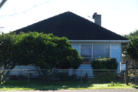 Photo of property in 215 Buckland Road, Mangere East, Auckland, 2024