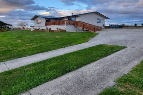 Photo of property in 1 Watts Street, Waipawa, 4210