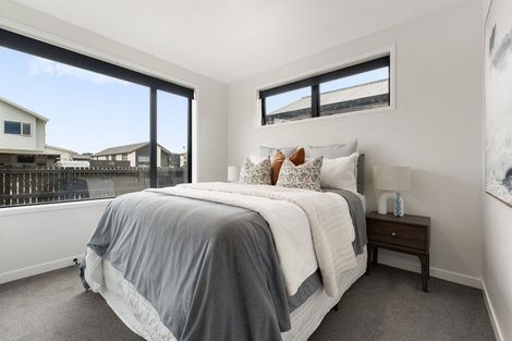 Photo of property in 19 Hinaki Street, Poike, Tauranga, 3112