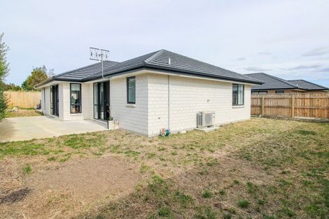 Photo of property in 7a Blennerville Close, Marton, 4710