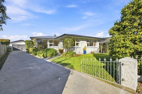 Photo of property in 20 Ramore Place, Redwood, Christchurch, 8051