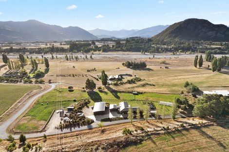 Photo of property in 87 Black Peak Road, Wanaka, 9382