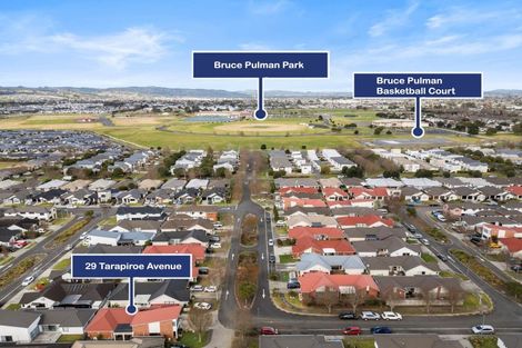 Photo of property in 29 Tarapiroe Avenue, Takanini, 2112