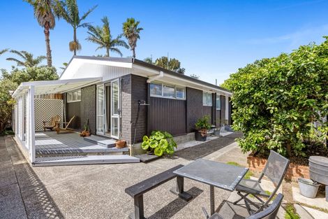 Photo of property in 26 Doment Crescent, Orewa, 0931