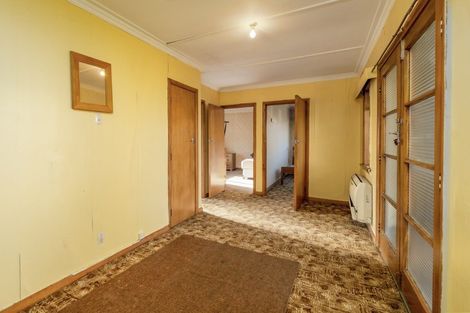 Photo of property in 10 Whitby Street, Clyde, 9330