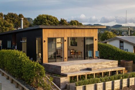 Photo of property in 15 Rose Street, Raglan, 3225