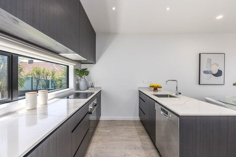 Photo of property in 8/805 Riddell Road, Saint Heliers, Auckland, 1071