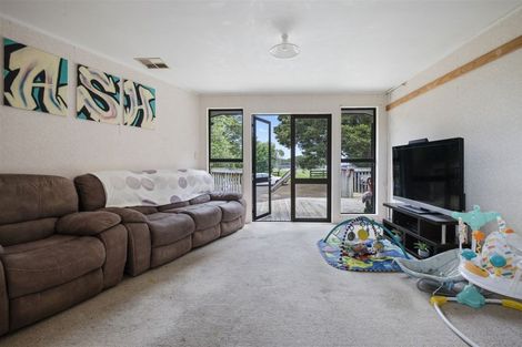 Photo of property in 30 Kotuku Road, Otaua, Waiuku, 2682