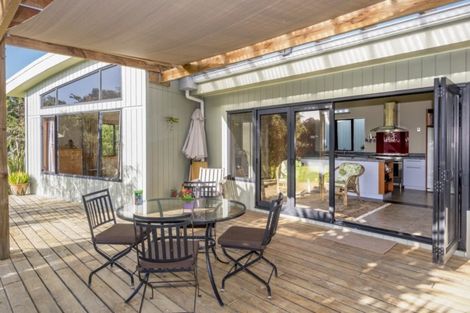 Photo of property in 165b Papaitonga Lake Road, Ohau, Levin, 5570