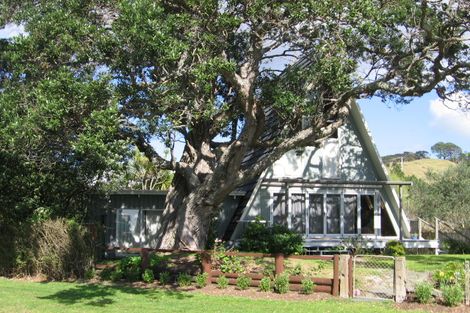 Photo of property in 201 Tangiora Avenue, Whangapoua, Coromandel, 3582