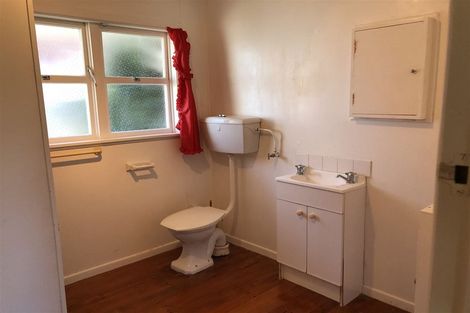 Photo of property in 3/32 Alamein Avenue, Belmont, Auckland, 0622