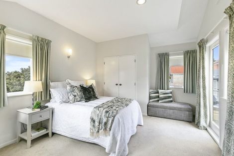 Photo of property in 19b Glenbervie Terrace, Thorndon, Wellington, 6011