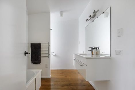 Photo of property in 101 Twelfth Avenue, Tauranga South, Tauranga, 3112