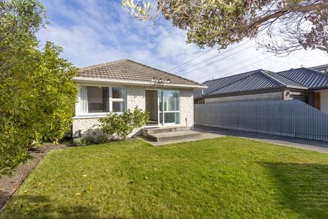 Photo of property in 1/118 Estuary Road, South New Brighton, Christchurch, 8062