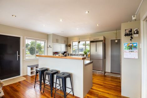 Photo of property in 11 Cowling Road, Hurdon, New Plymouth, 4310
