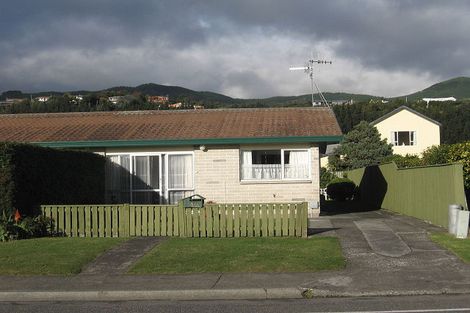 Photo of property in 94a Rimu Road, Raumati Beach, Paraparaumu, 5032