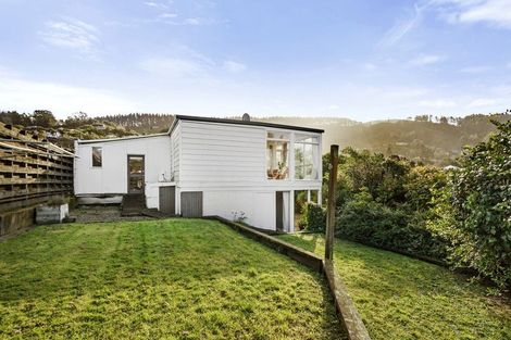 Photo of property in 1a Woodstock Terrace, Tawa, Wellington, 5028