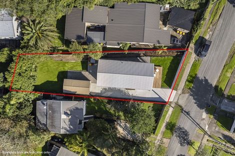 Photo of property in 5 Rambler Crescent, Beach Haven, Auckland, 0626