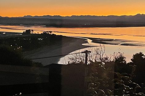 Photo of property in 16 Moncrieff Avenue, Britannia Heights, Nelson, 7010