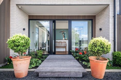 Photo of property in 2/164 Fencourt Road, Cambridge, 3496