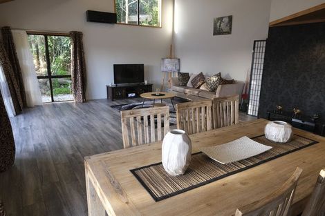 Photo of property in 1/74 Waiau Street, Torbay, Auckland, 0630