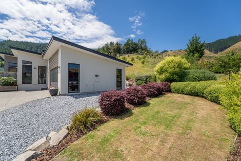 Photo of property in 7 Appletree Way, Stoke, Nelson, 7011