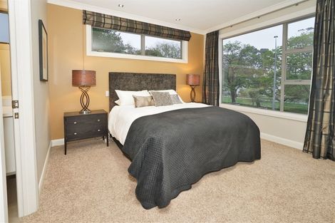 Photo of property in 5a Lake Domain Drive, Frankton, Hamilton, 3204