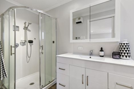 Photo of property in 71 Amapur Drive, Ngaio, Wellington, 6035