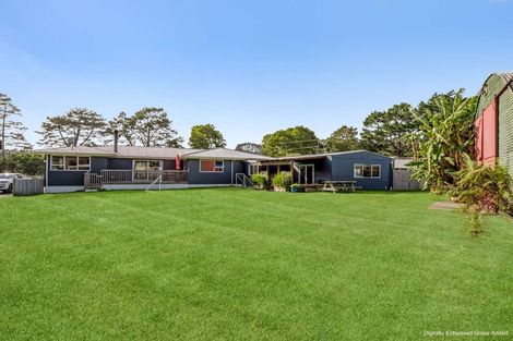 Photo of property in 318 Inland Road, Helensville, 0875