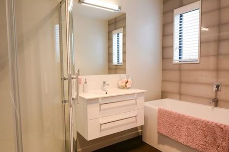 Photo of property in 6 Ardnave Lane, Broomfield, Christchurch, 8042