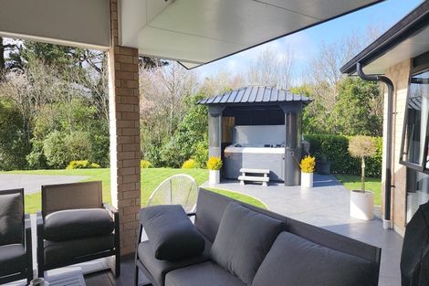 Photo of property in 15 Opal Avenue, Timberlea, Upper Hutt, 5018